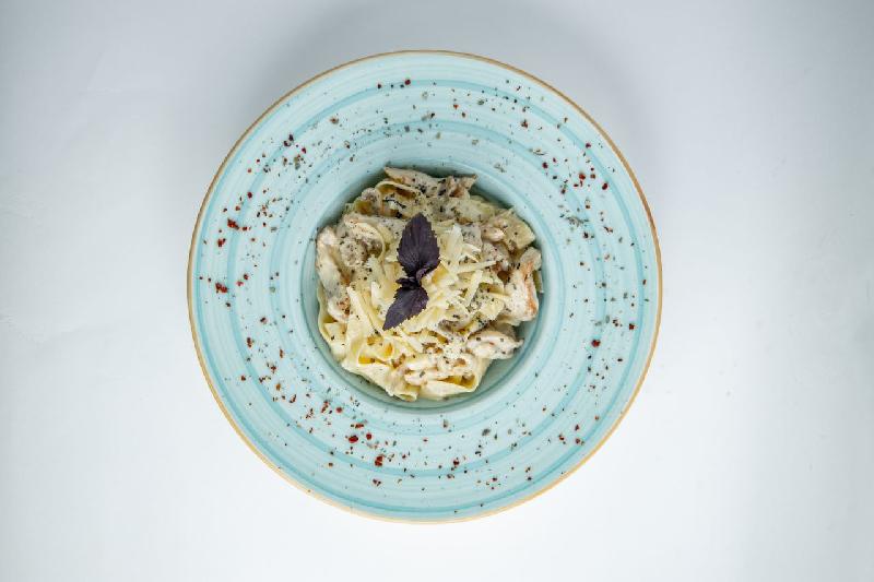 Fettuccine Alfredo