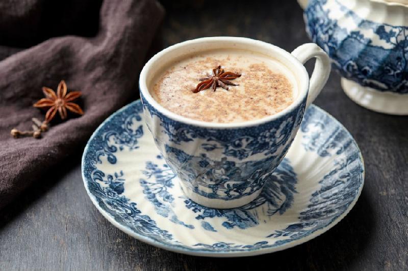 CHAI TEA LATTE
