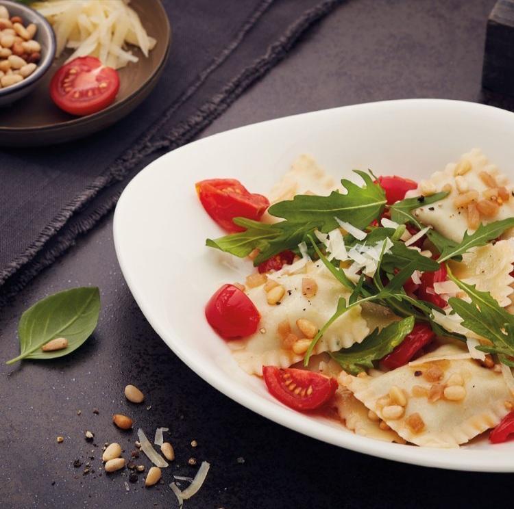 Ravioli Con Ricotta E Rucola 