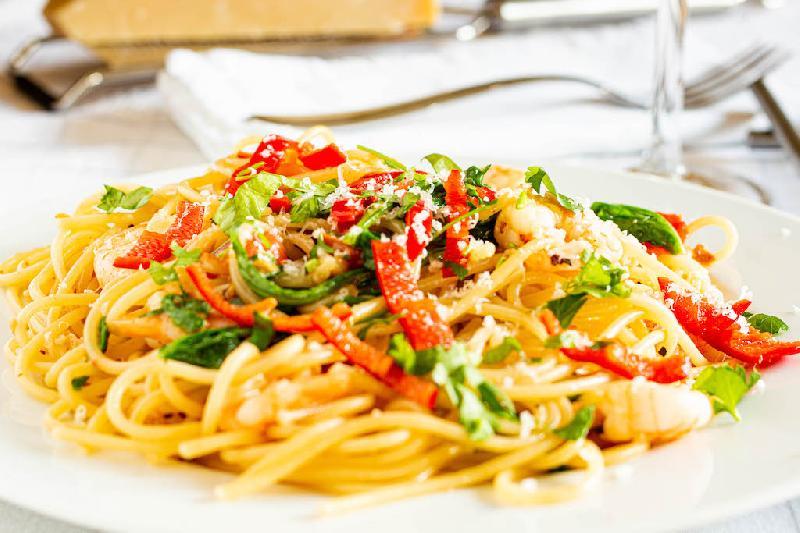 Gamberetti E Piccante Linguine ilə 