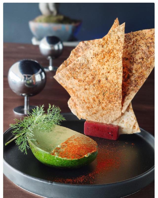 Avocado Hummus