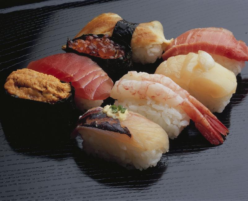 Suşi Nigiri Eskalop İlə