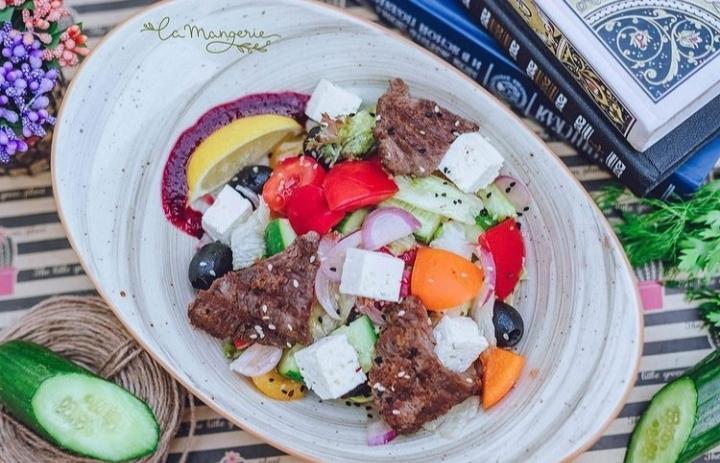 Rostbif Salatı