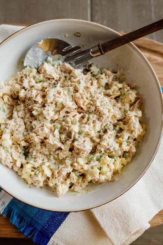 Tuna salatı