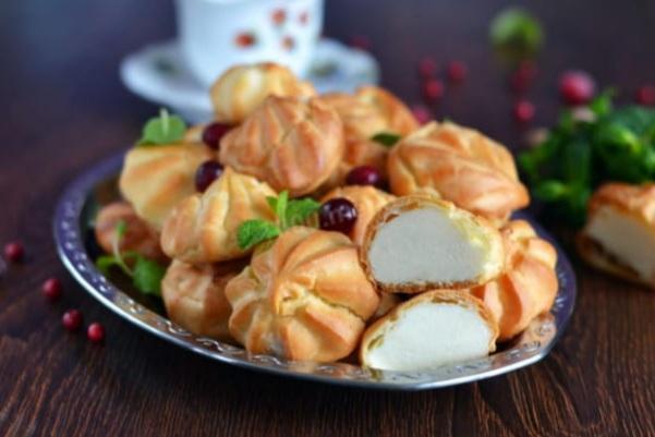 Профитроли с заварным кремом