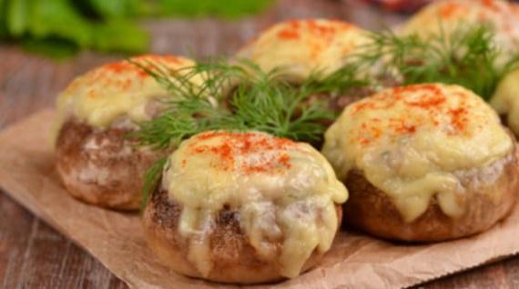 Грибные шапочки, фаршированные мясом