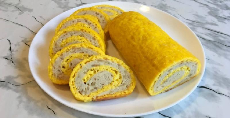 Сырный рулет с начинкой 