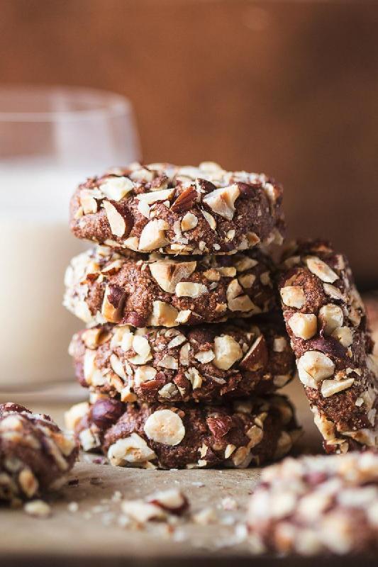 Chocolate Cookies With Hazelnuts