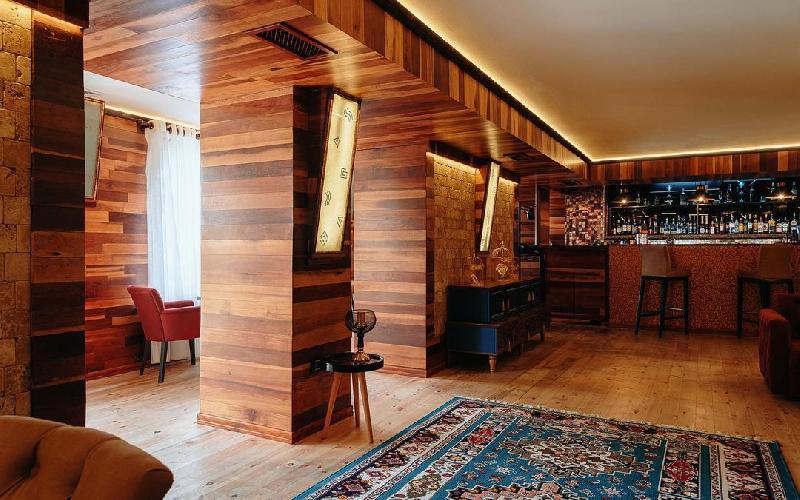 Interior view 3