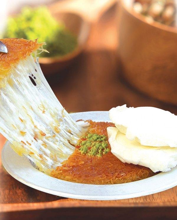 KÜNEFE DONDURMA İLE