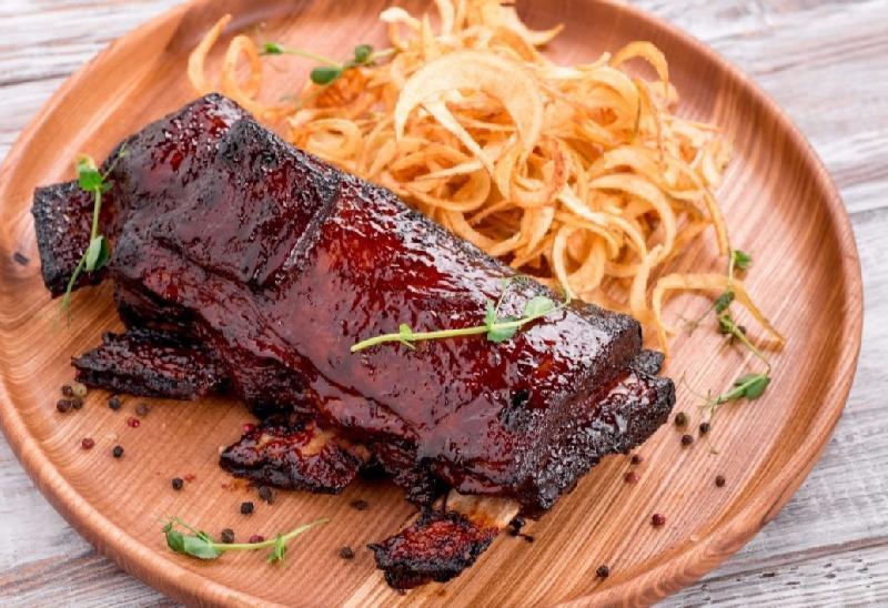 BBQ mal qabırğası