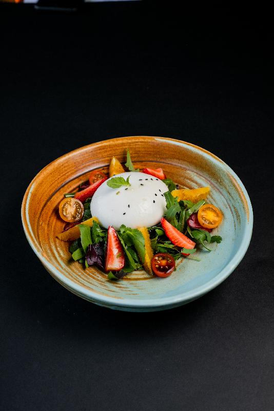 Burrata Salatı 