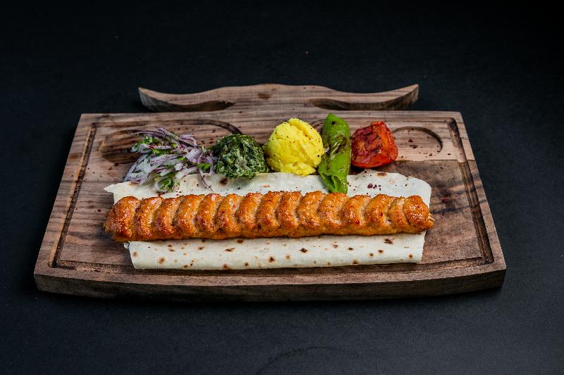 Toyuq Adana Kabab