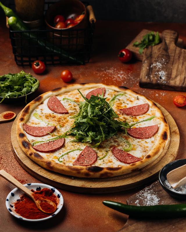 Kolbasalı Pizza