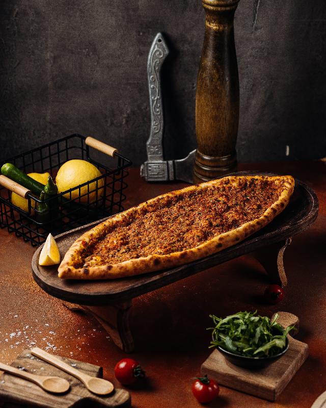 Qiyməli Pide 