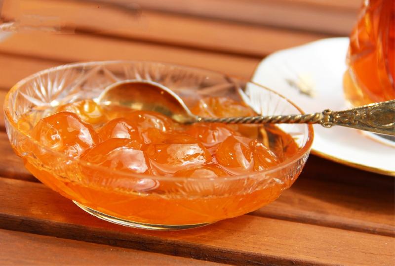 Gilas mürəbbəsi