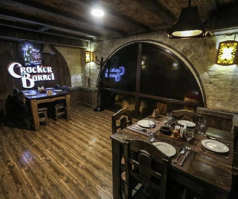 Interior view 2