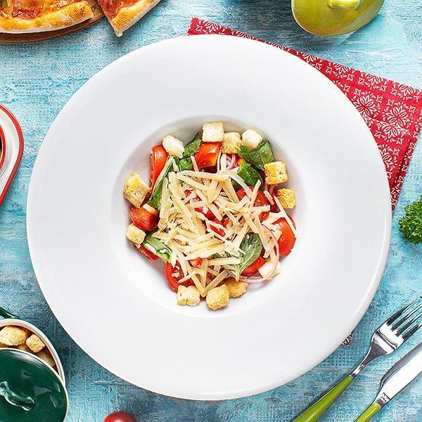 Balzamik Souslu Pomidor Salatı 
