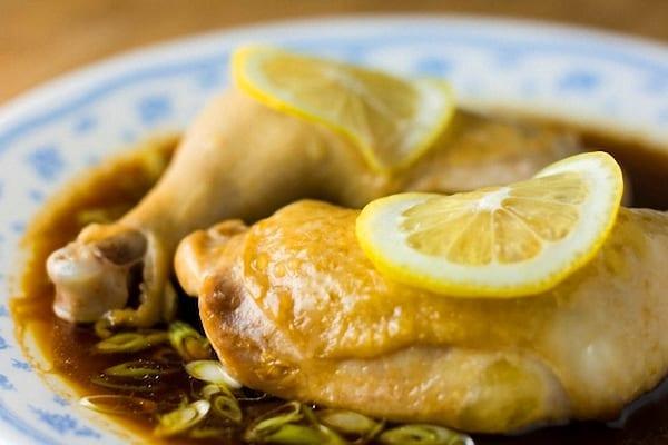 Çolpa limon sousunda