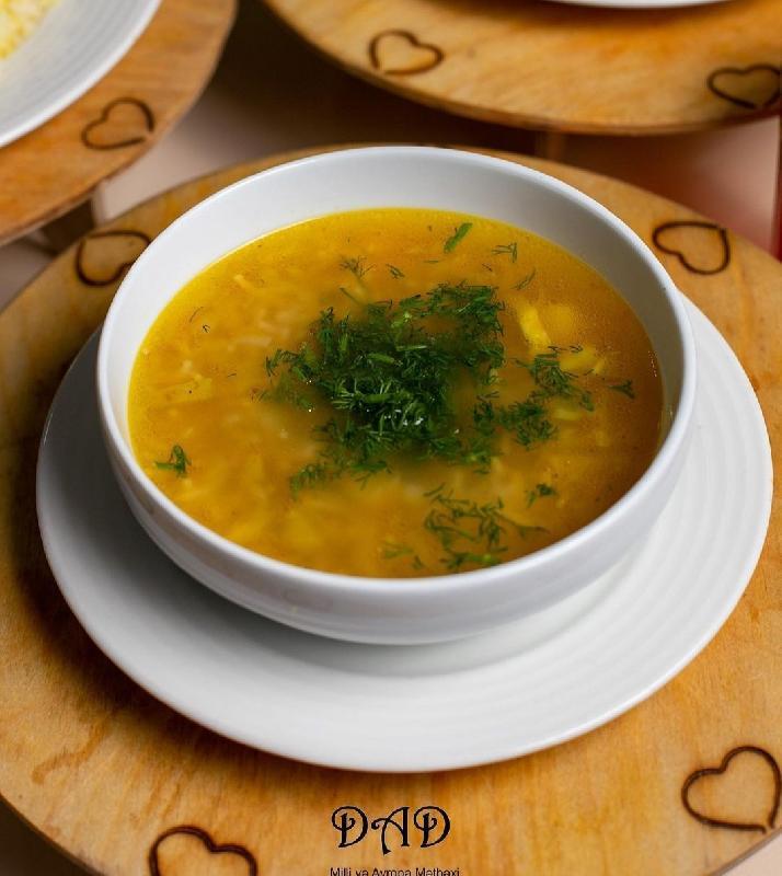 Tərəvəzli toyuq şorbası