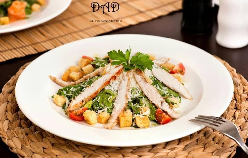 Sezar salatı 