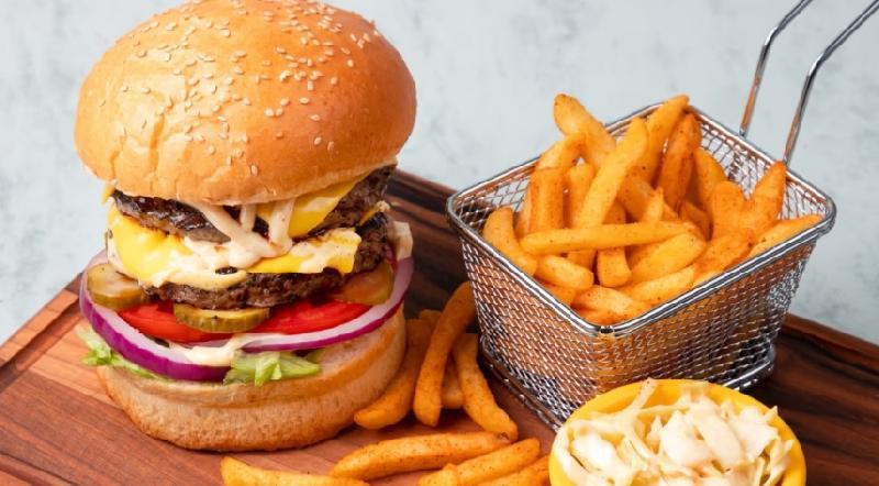 Çizburger+fri