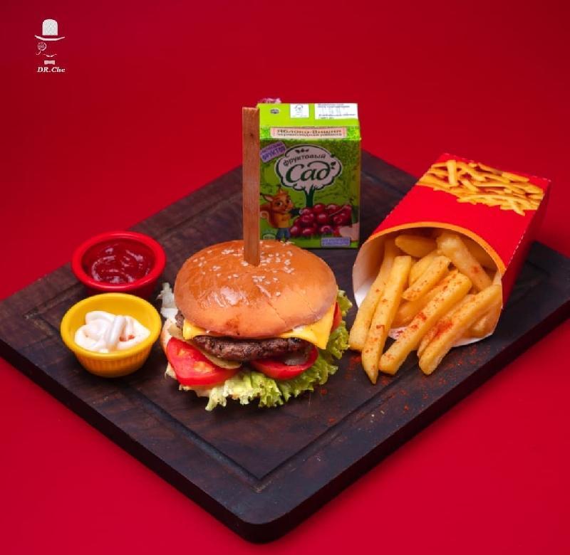 Mini Burger + Kartof  fri + İçki 