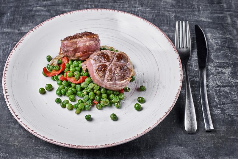 Medallions With Green Peas