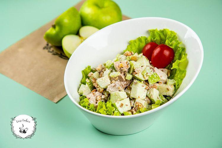 Waldorf Salatası