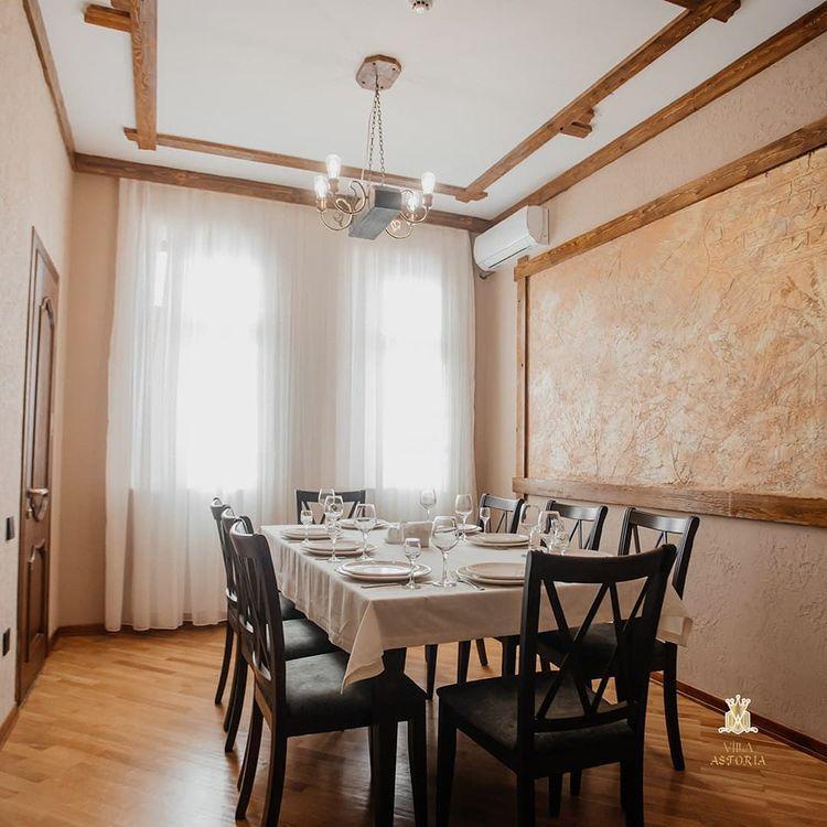 Interior view 4