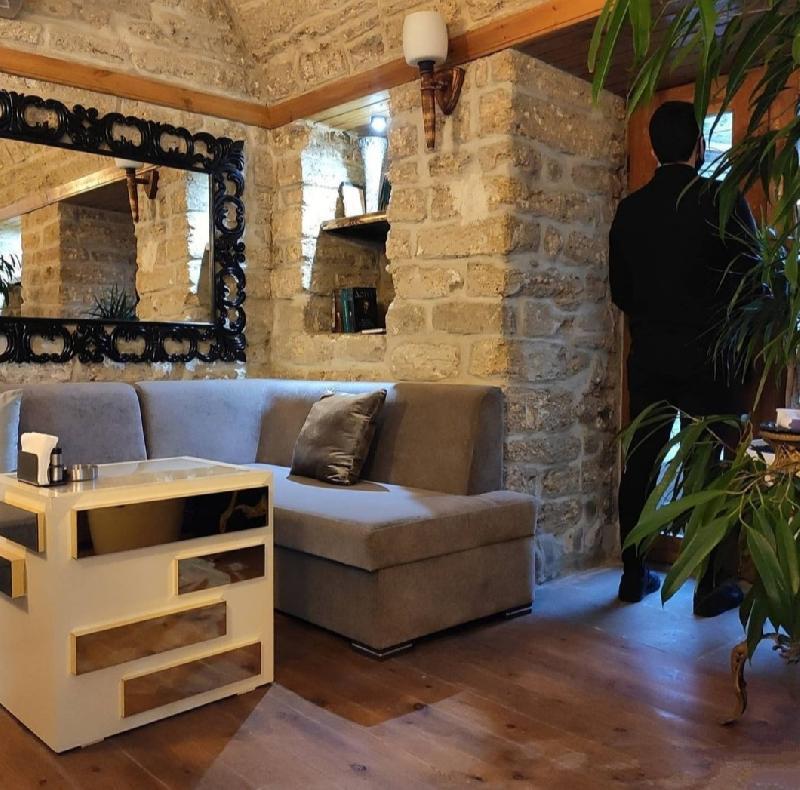 Interior view 7