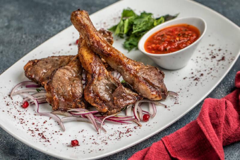 Шашлык из корейки барашка по-бакински