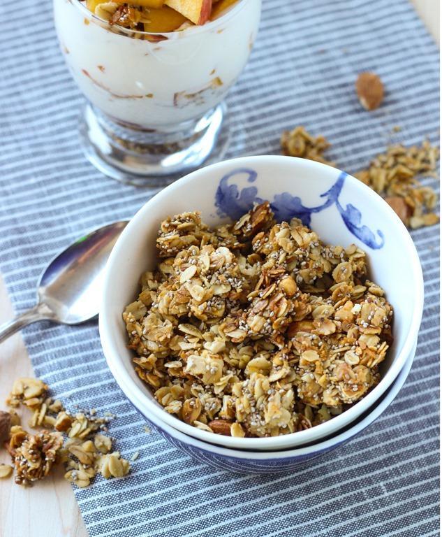 Chia and almond granola (n, gf, df, ve)