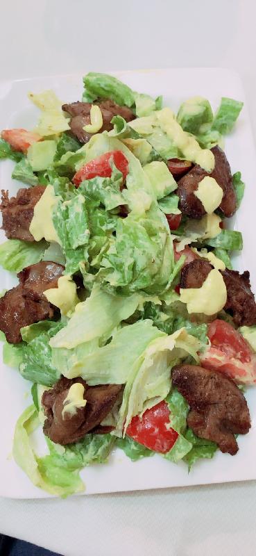 Toyuq ciyeri salat