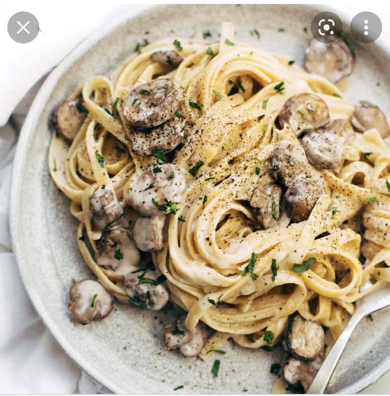 Fettuccine gobelekli qaymaqli
