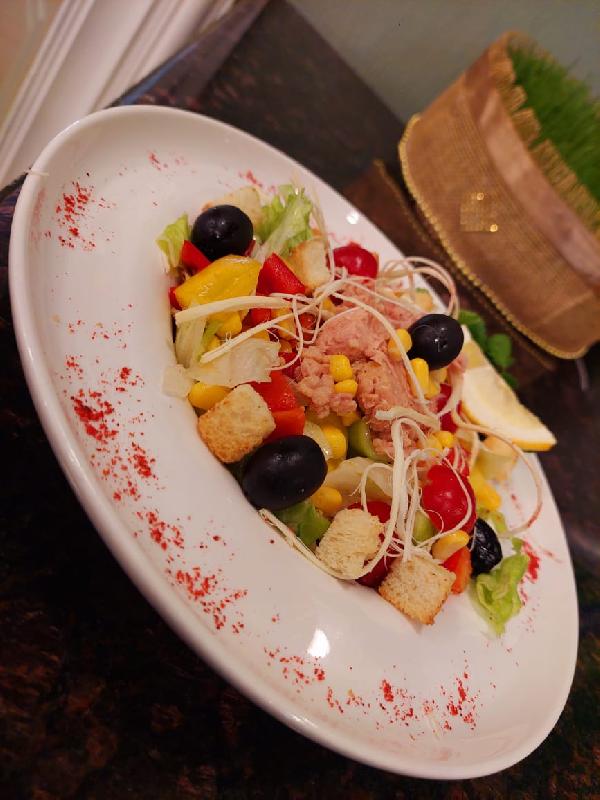 Tuna Salatı