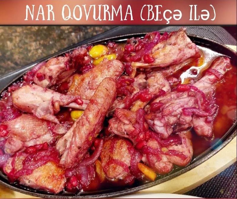Nar Qovurma Beçə İlə 