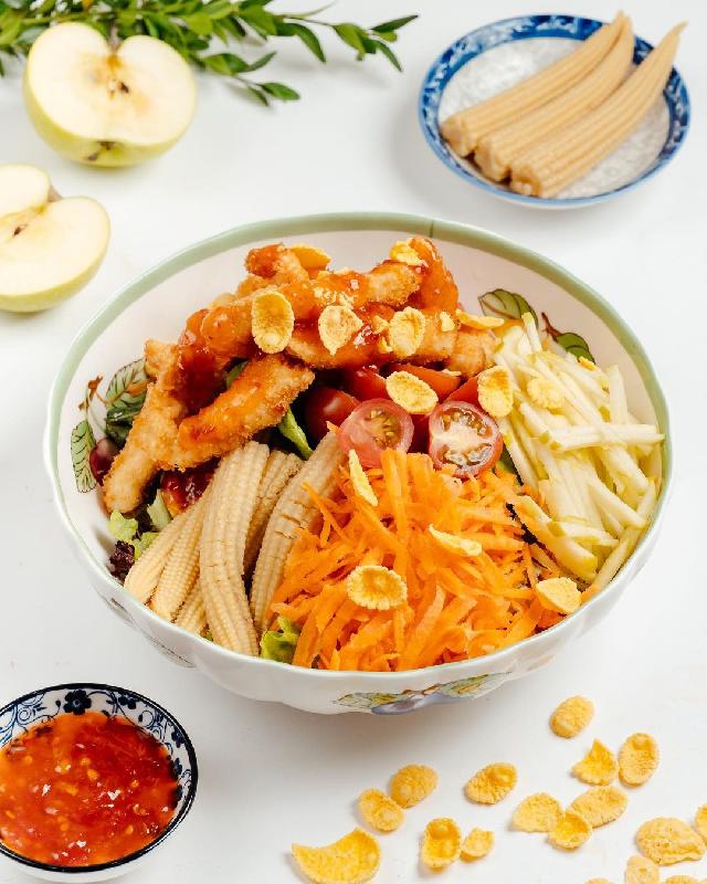 Çıtır Toyuq Salatı