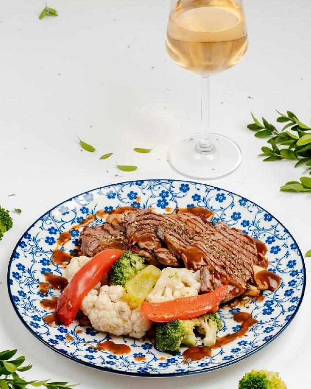 Mushroom lokum steak