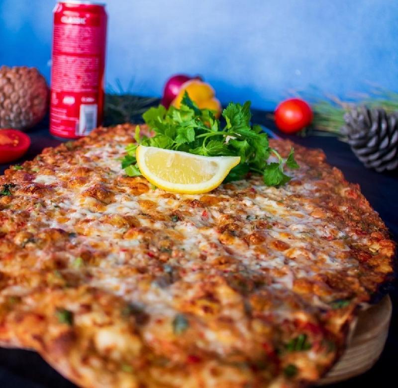 Lahmacun qarışıq 
