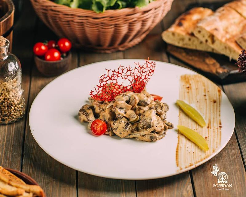 Beef stroganoff