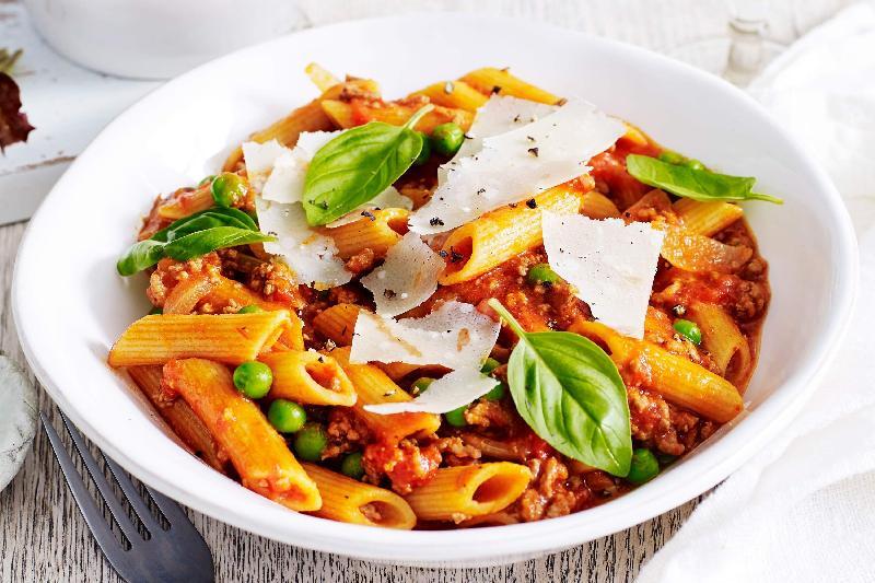 Penne bolognese