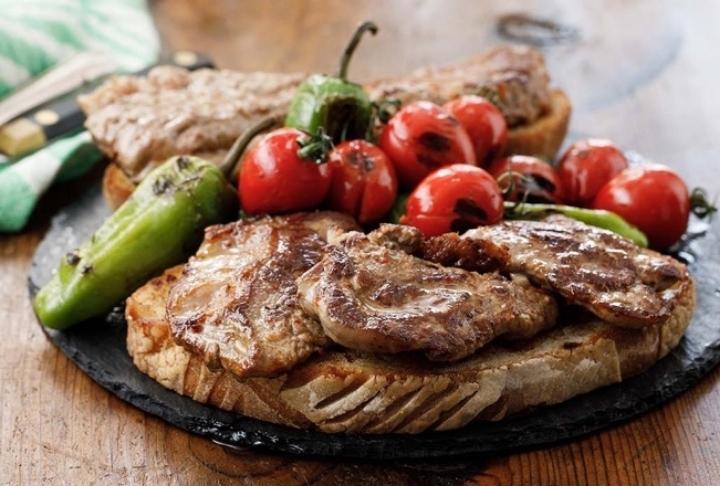 Kolbasalı külbastı
