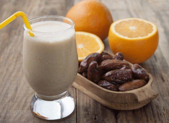 Xurmalı smoothie 