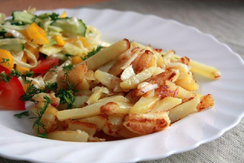 Картофель жареный с луком