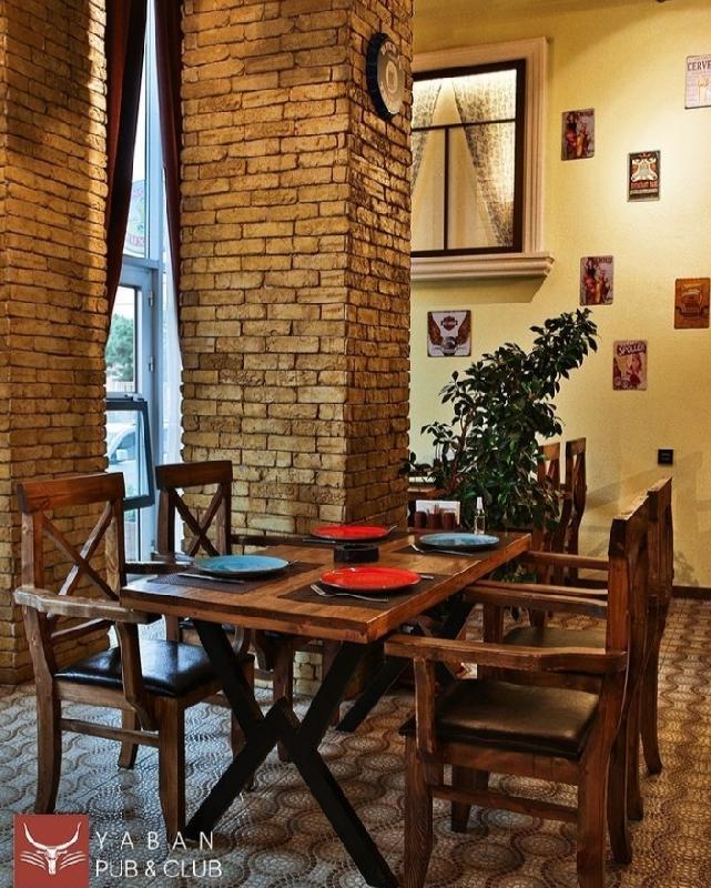 Interior view 4