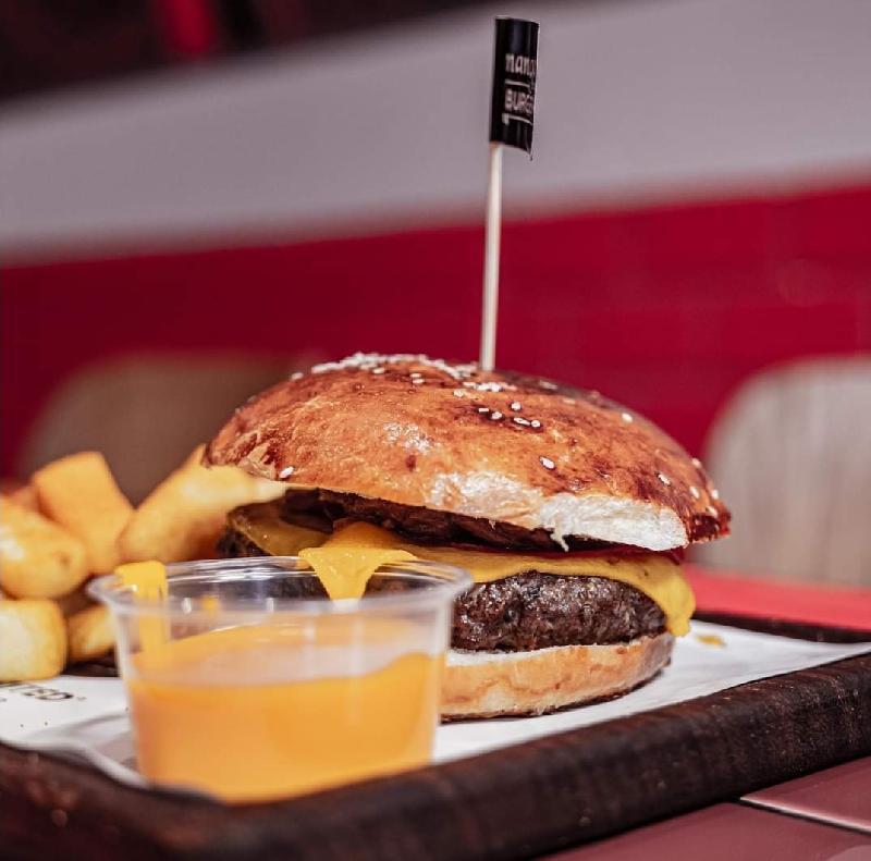 Manqal Burger