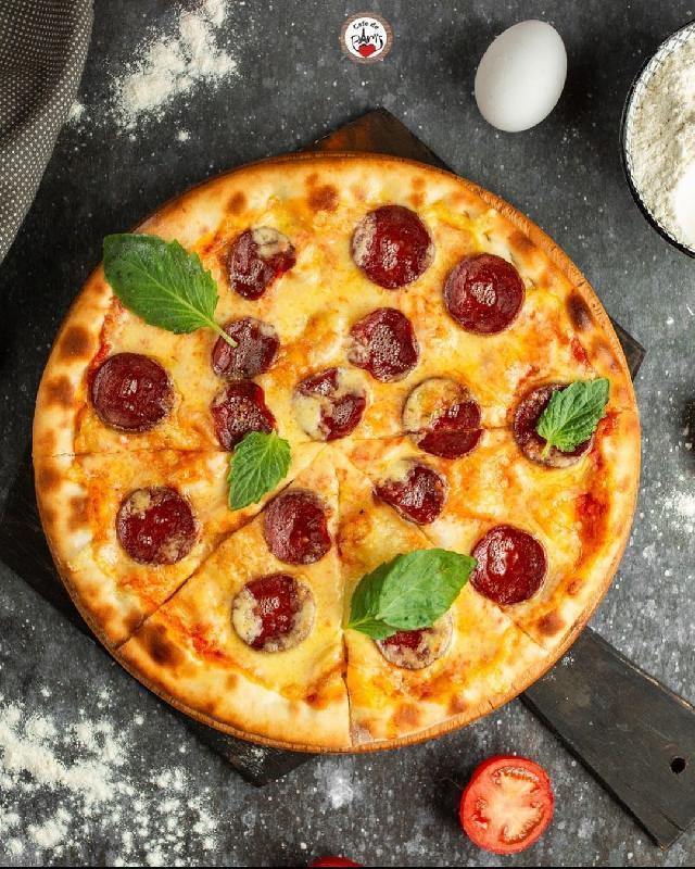 Sucuqlu Pizza