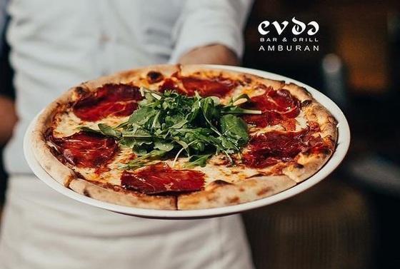 Evdə pizza
