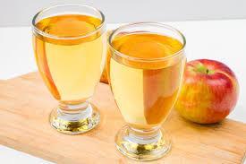 Apfelschorle / apple spritzer